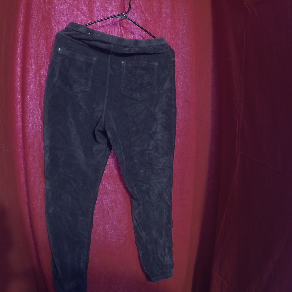 CROFT & BARROW PANTS